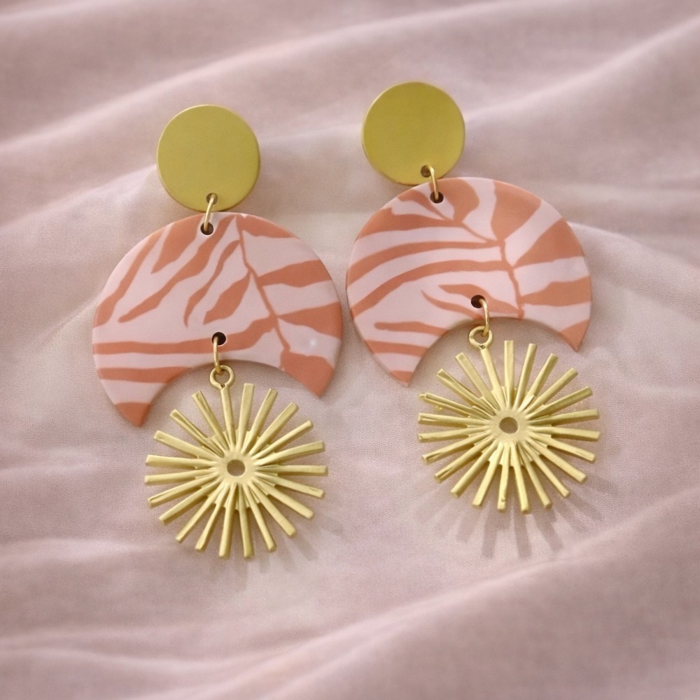 Soleil Blush Star Earrings